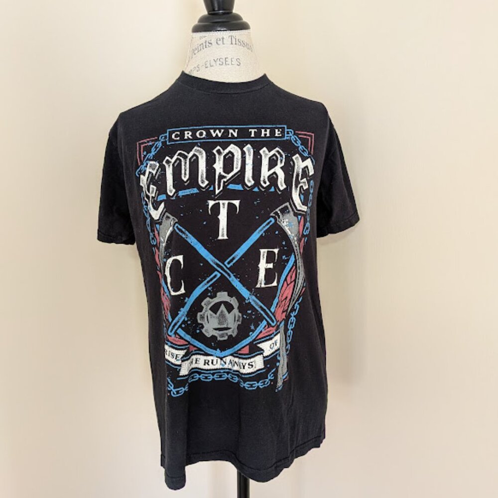 Crown The Empire The Resistance: Rise Of The Runaways 2014